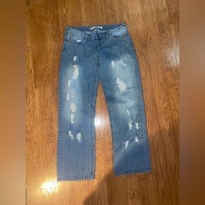 Women’s Distressed Jeans
